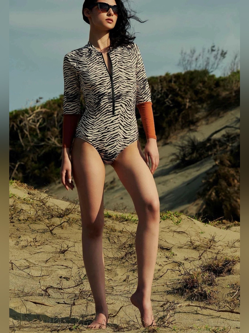 Wet Swimwear Eliana Rashguard Wetsuit Zebra Mesh Surf Size L Nwt $198